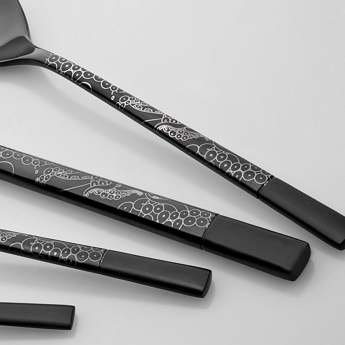 Set di posate 24 pezzi - Laser Octopus nero lusso