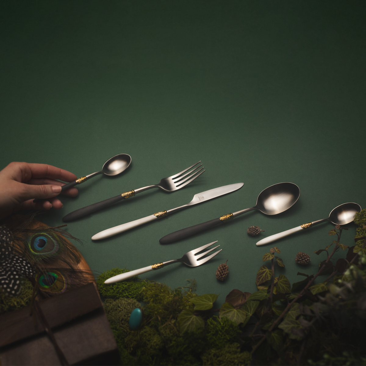 Cutlery set 36 pcs. - Gaya Exeter Gold Ring black