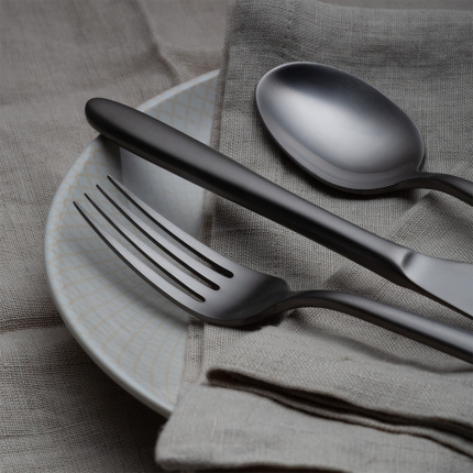 Cutlery set 16 pcs – Gaya Exeter PVD light grey satin