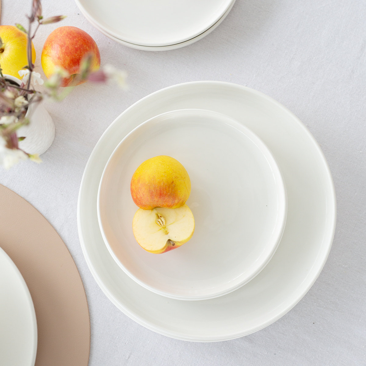 Porcelain set 12 pcs — Gaya Atelier white