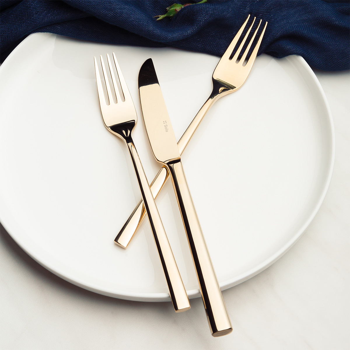 16-Piece Cutlery Set – Living PVD Champagne polished