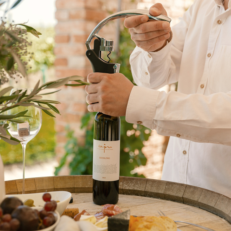Vertical lever corkscrew | Lunasol