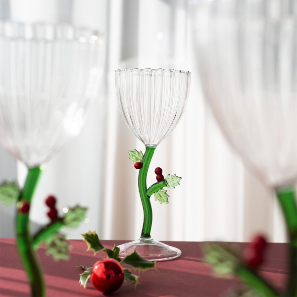 Christmas stemmed glass holly | Ichendorf
