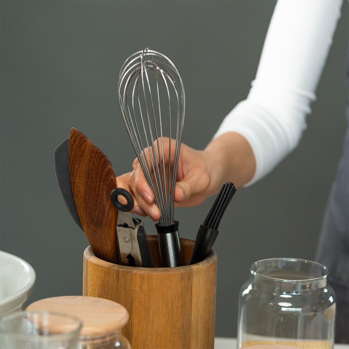 Hand whisk 31 cm | Lunasol