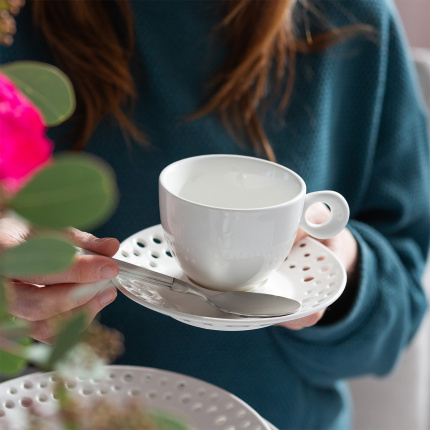 Mocca saucer perforated ø 12,5 cm — Flow Lunasol