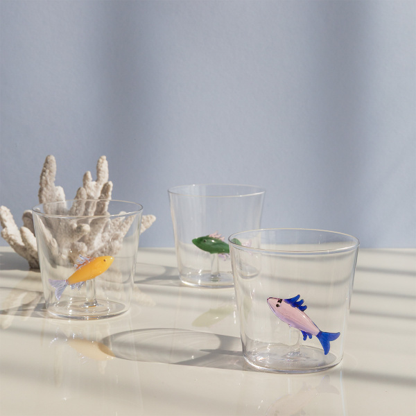 Glass with pink sardine | Ichendorf