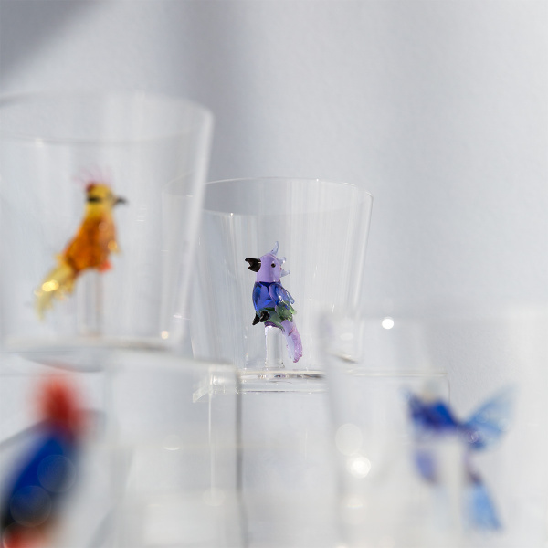 Glass with blue cockatoo | Ichendorf