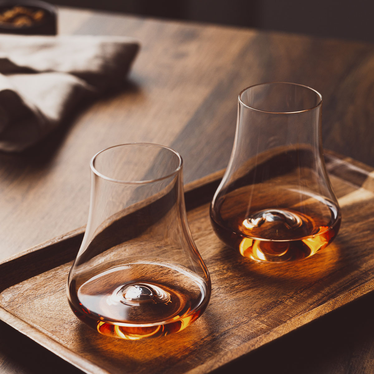 Whisky glass Wave 240 ml, set of 4 - Univers Glas Lunasol