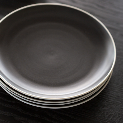 Flat plate 22 cm — Elements Yin & Yang black