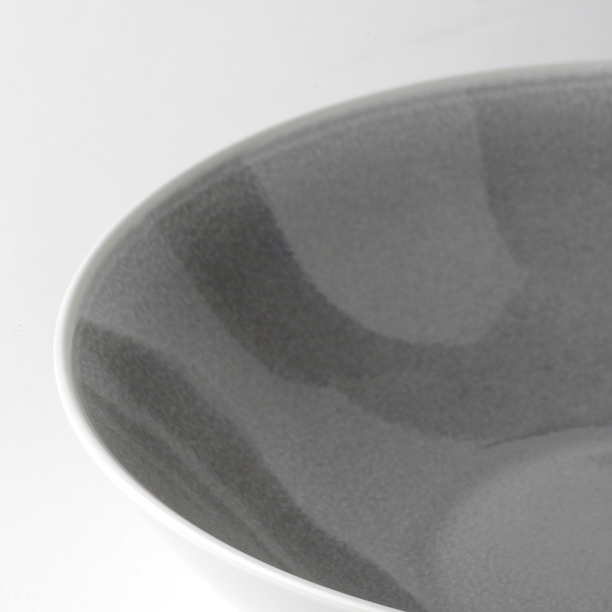 Schale Ø 21,5 cm H: 5,5 cm — Tosca Slate