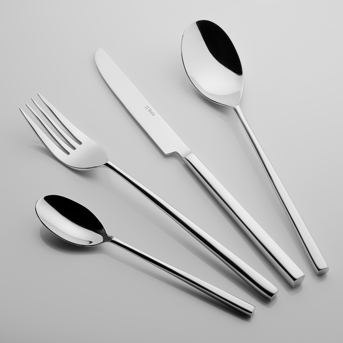 Set de couverts 24 pcs – MC Rino brillant