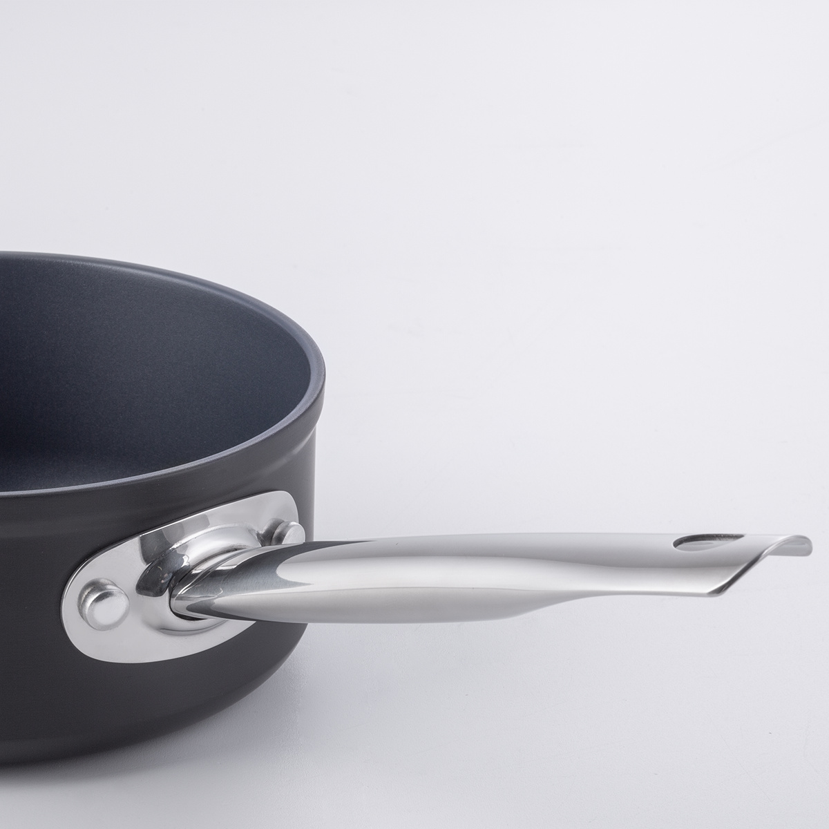 Stielkasserolle mit Titanbeschichtung Ø 16 cm - Saturn Terra Lunasol