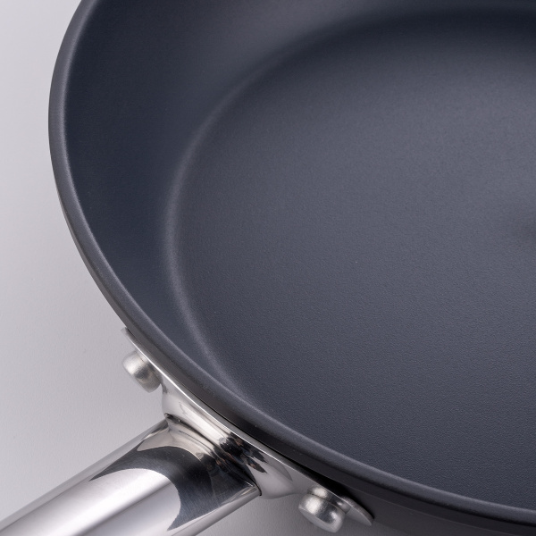Padella con rivestimento in titanio Ø 28 cm - Saturn Terra Lunasol