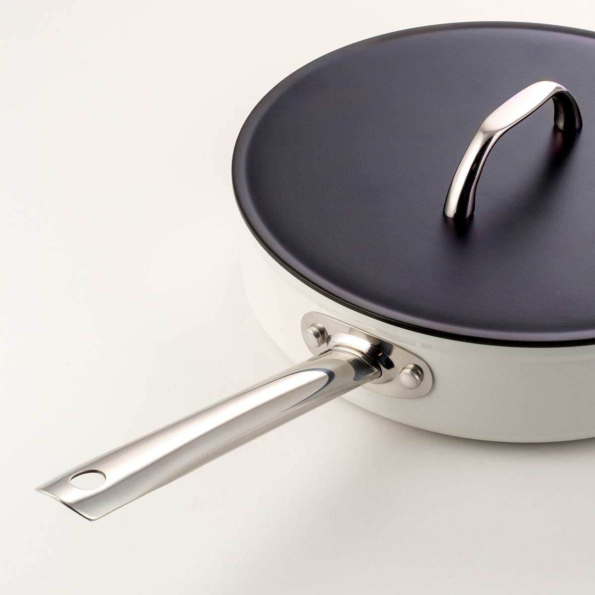 Padella con rivestimento in titanio Ø 28 cm - Saturn Terra Lunasol