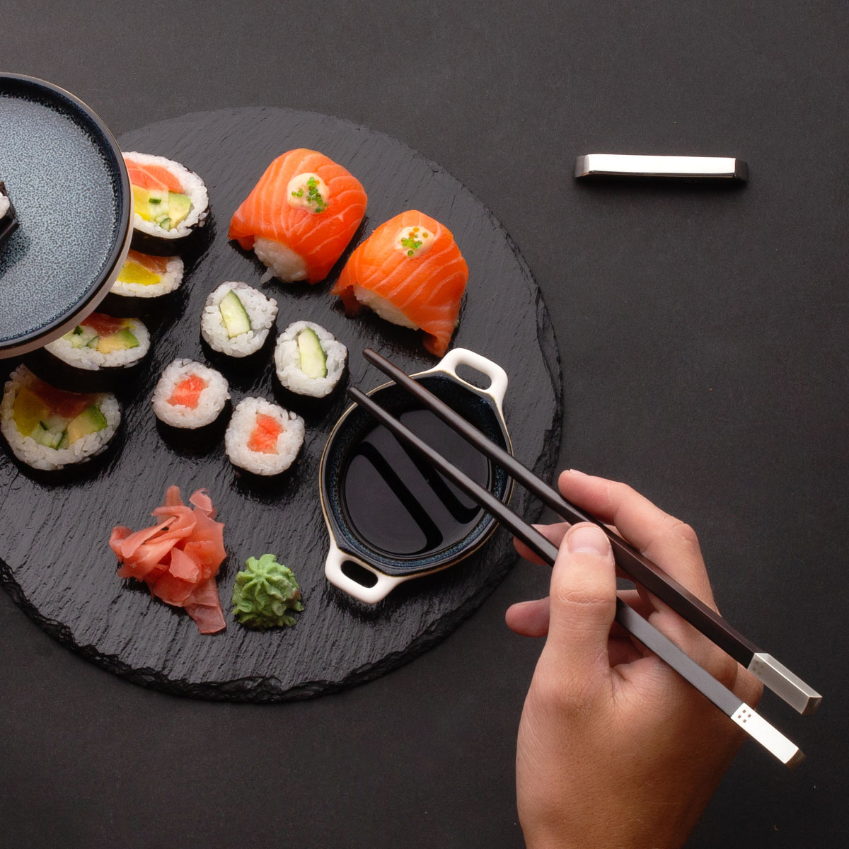 Round slate tray - Flow