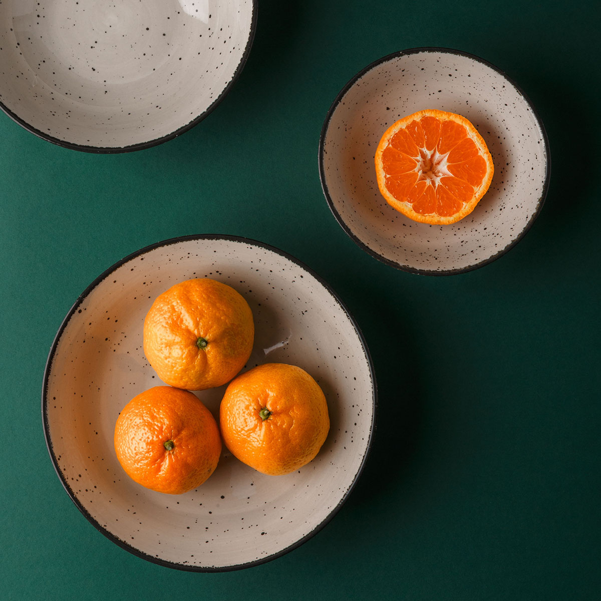 Porcelain set 16 pcs - Gaya Atelier grey speckled