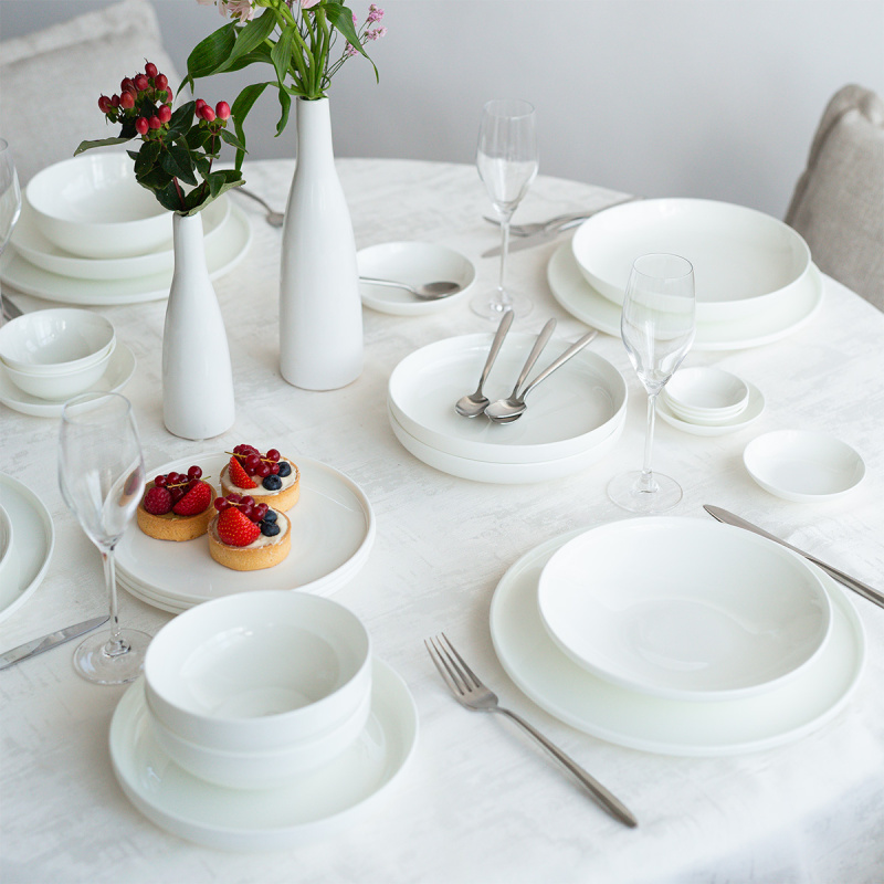 Plate set 18 pcs. – Premium Modern Platinum Line