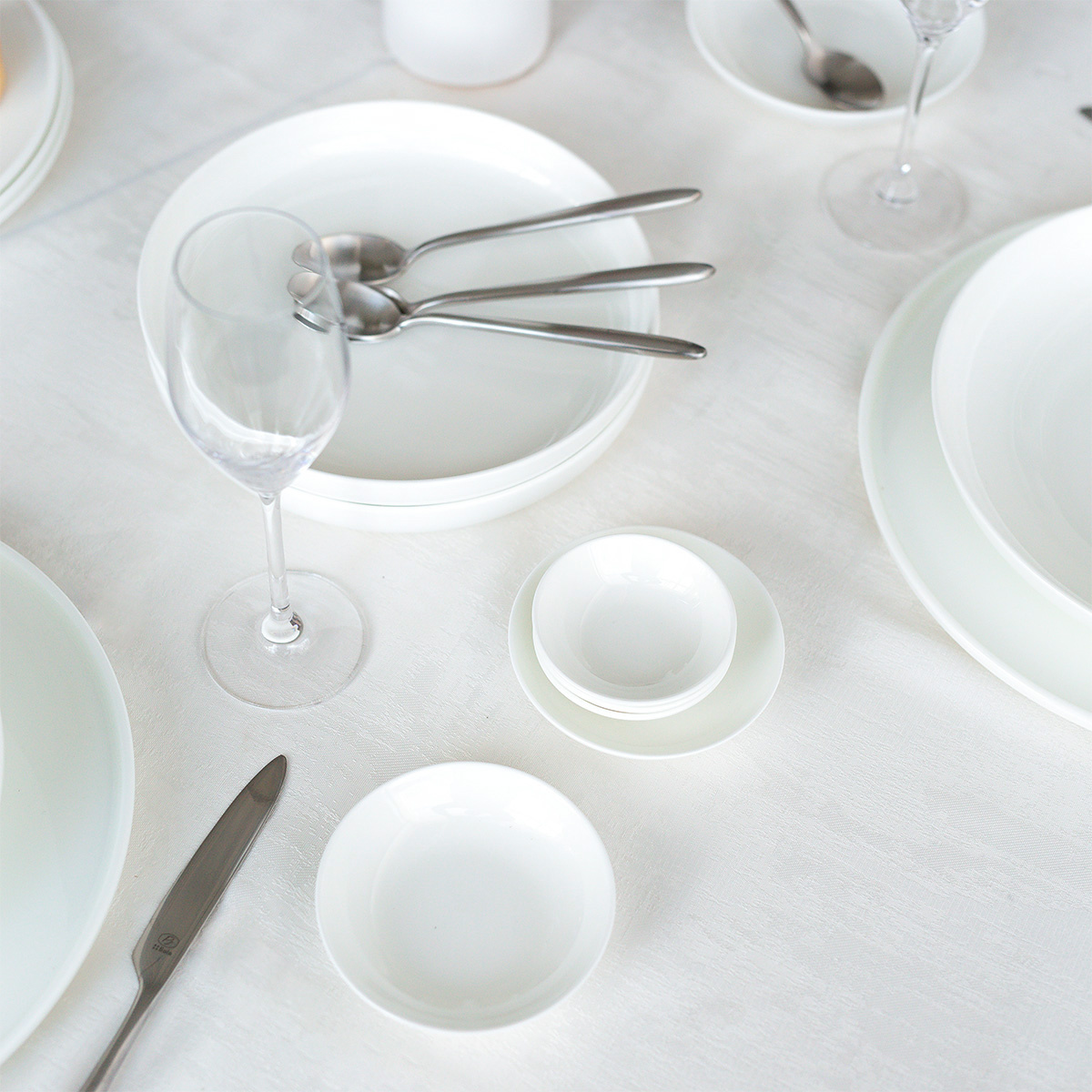 Deep plate U-Coupe 20.5 cm H: 3 cm – Premium Modern Platinum Line
