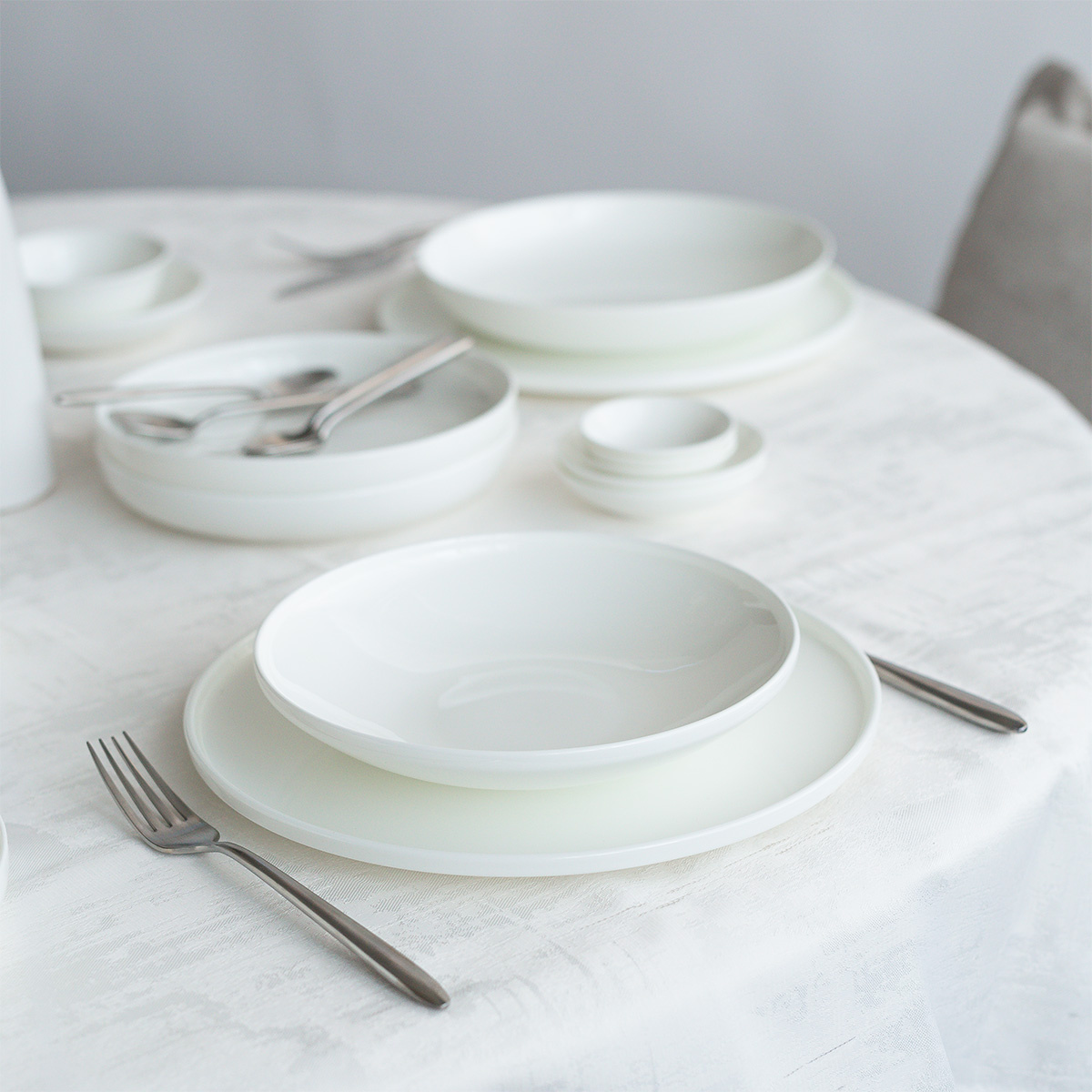 Deep plate 21 cm, H: 4 cm – Premium Modern Platinum Line