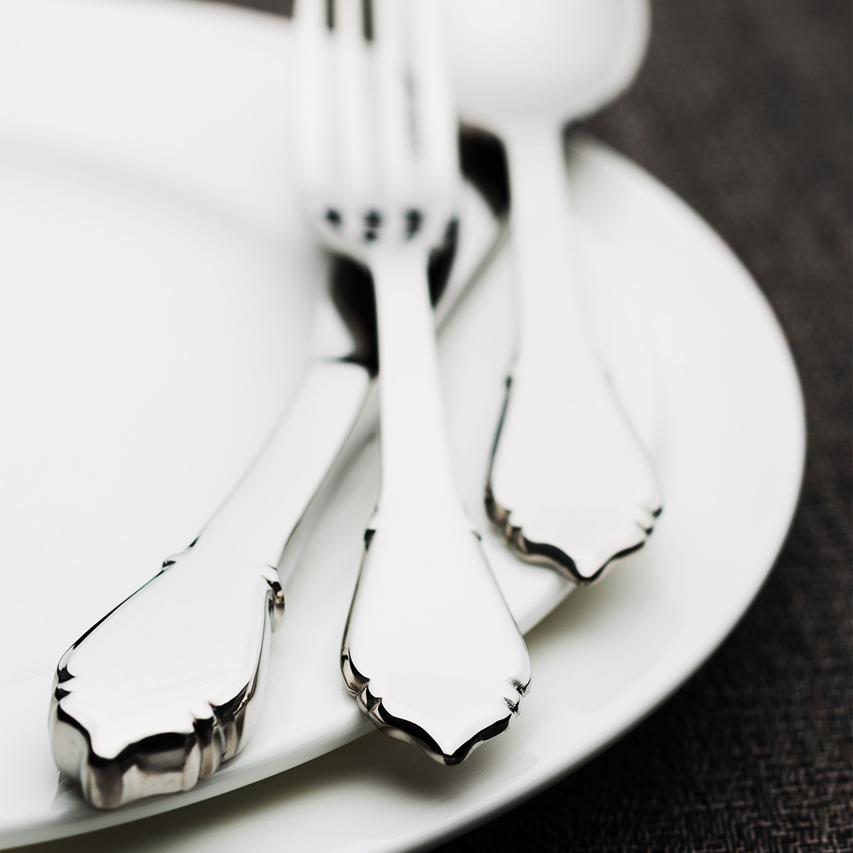 24-Piece Cutlery Set - Duke