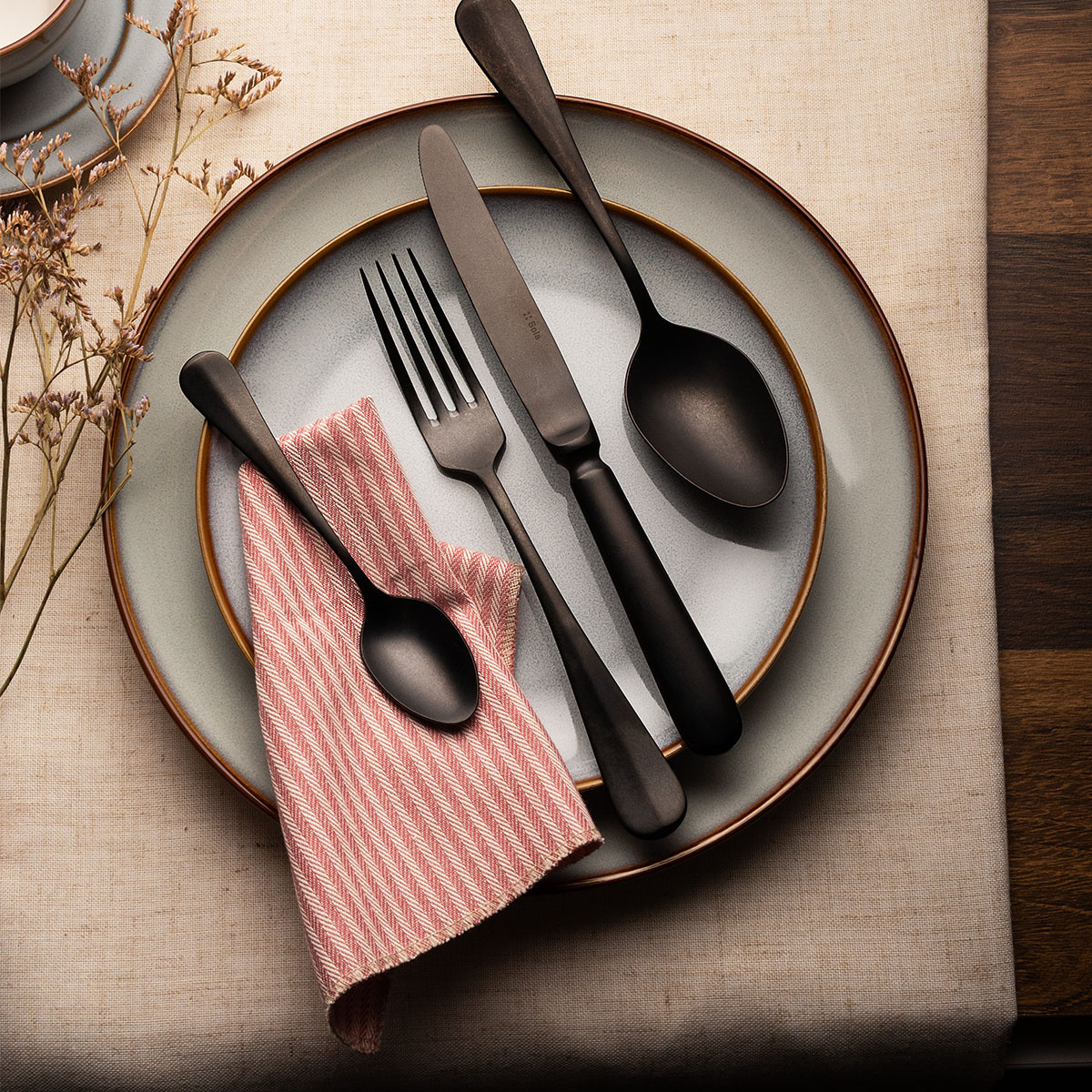 30-Piece Cutlery Set - Baguette Vintage PVD Black Stone Wash
