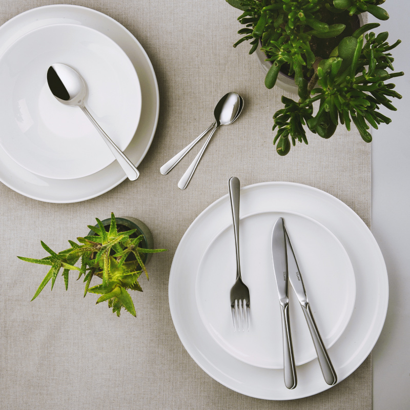 Set of white plates U-Coupe 12 pcs — Flow Lunasol