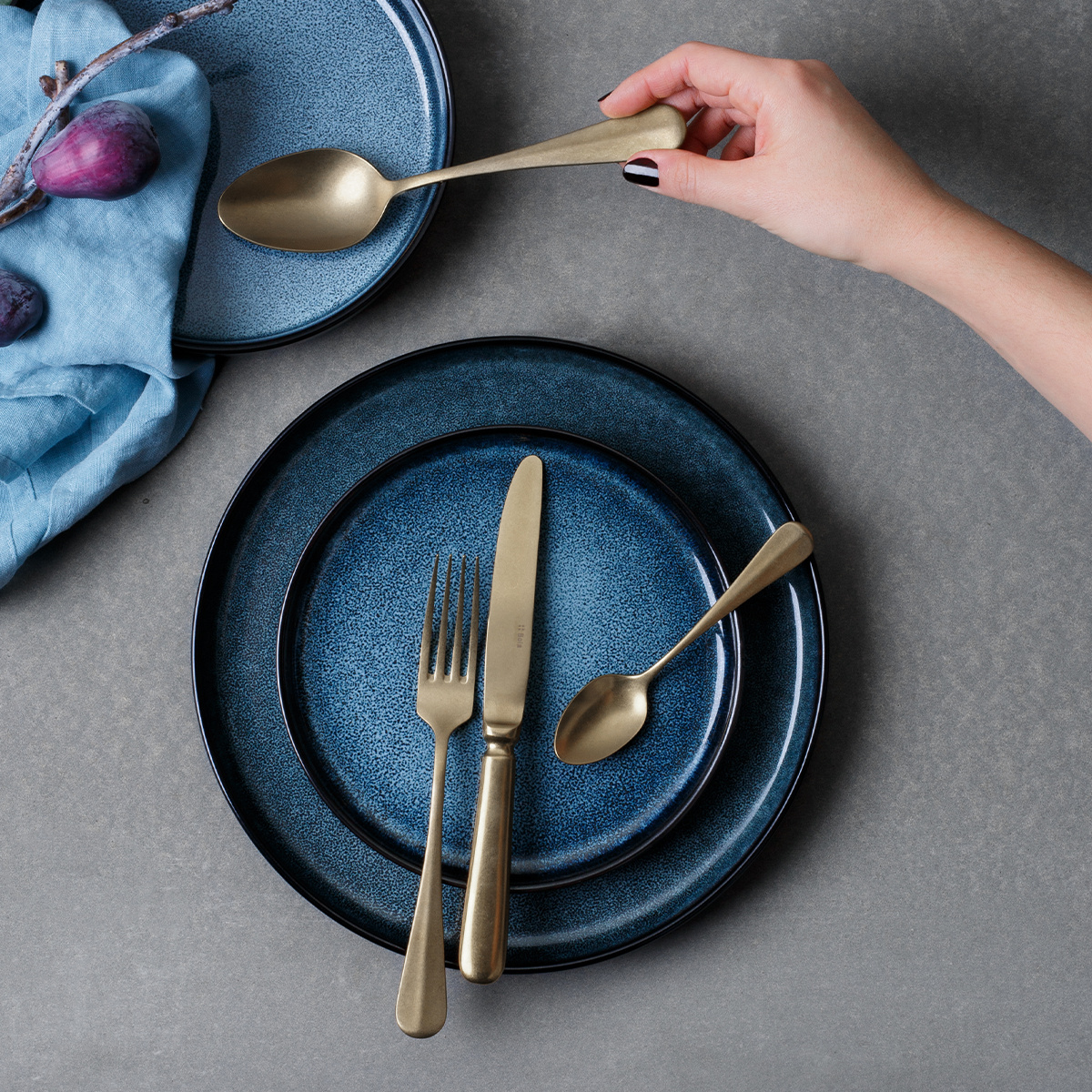16-Piece Cutlery Set - Baguette Vintage PVD Champagne Stone Wash