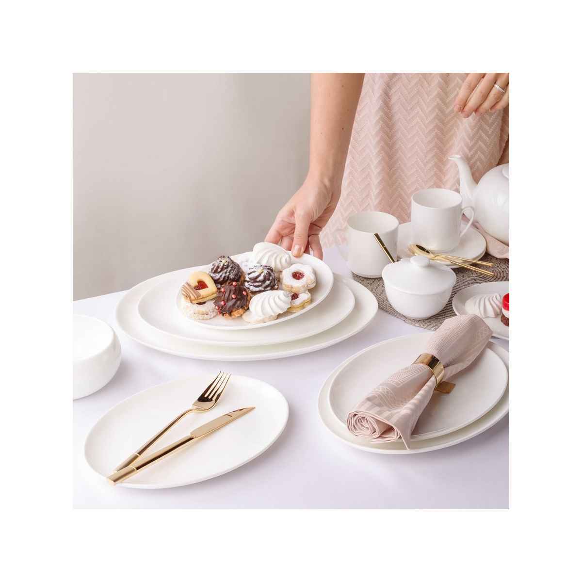 Oval serving platter 30 cm - Premium Platinum Line