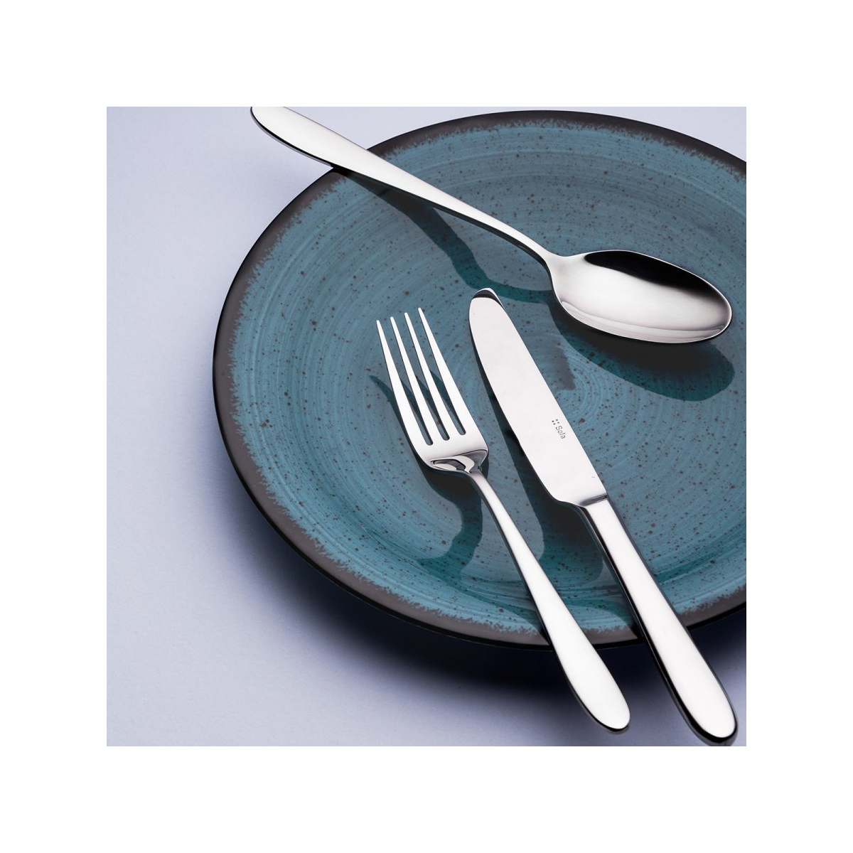 Shallow Plate 21 cm Blue – Hotel Inn Chic colorful