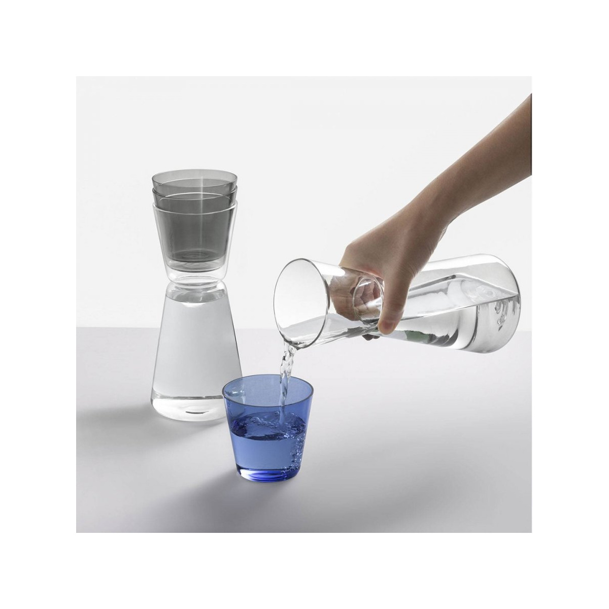 Pitcher transparent/smoke 750 ml - Ichendorf