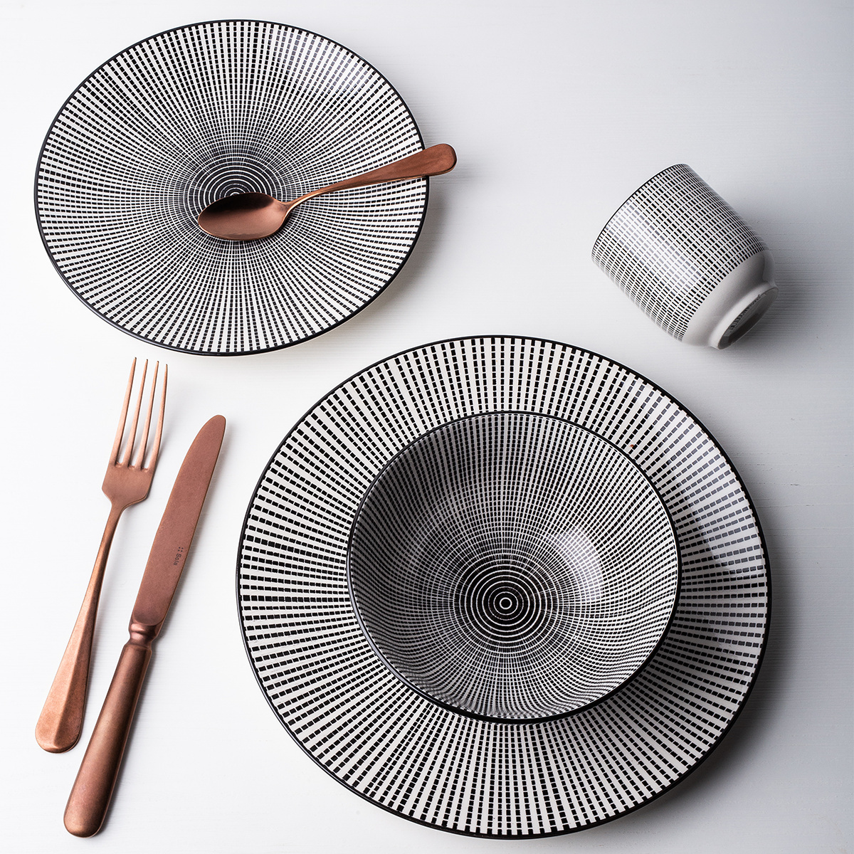 Porcelain set 24 pcs - Elements Asia Fire