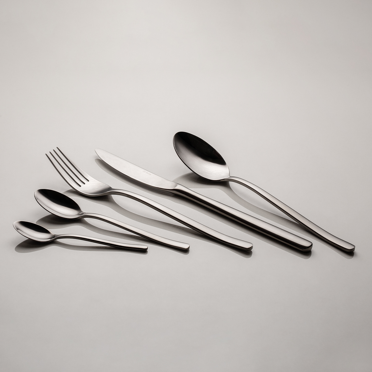 Cutlery set 30 pcs - Costa Rica polished PVD grey