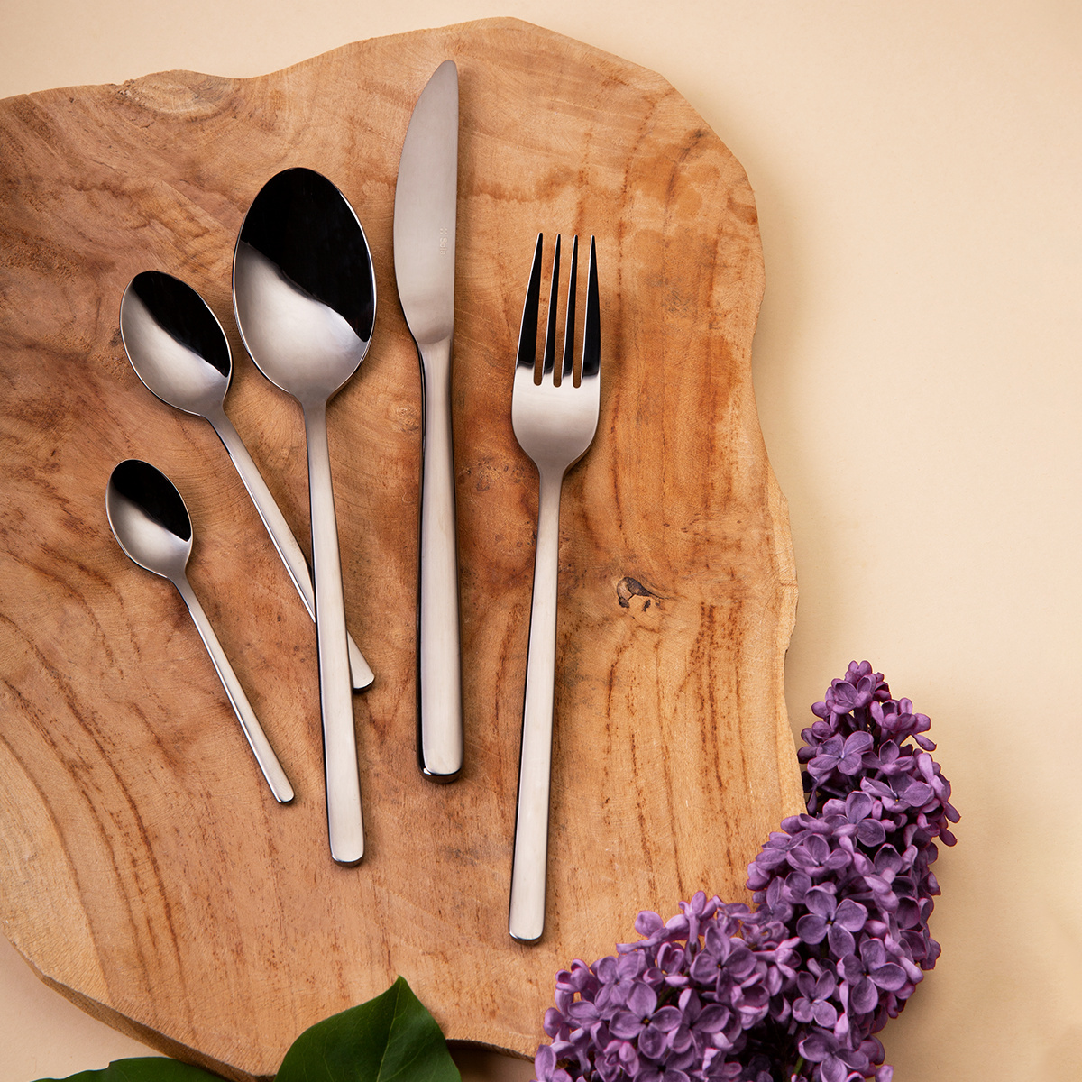 Set di posate da 30 pezzi - Costa Rica grigio PVD lucido