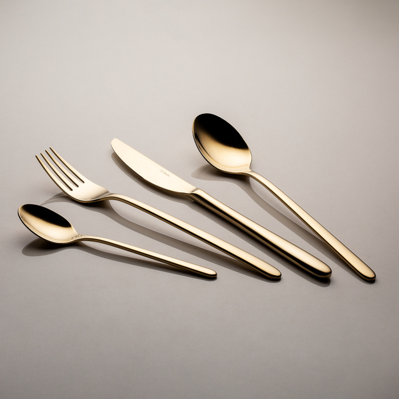 Set di posate 16 pezzi - Sira PVD champagne lucido