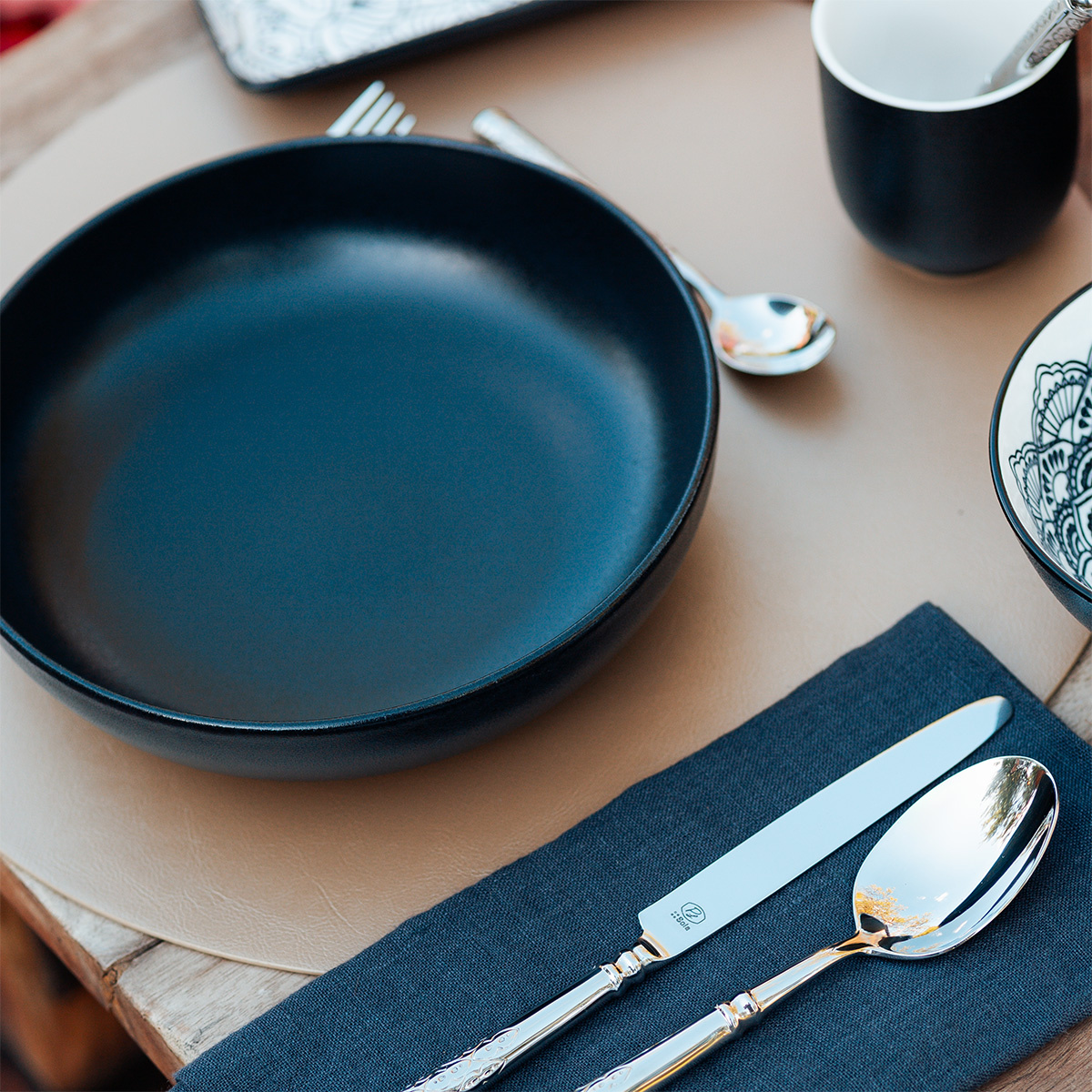 Assiette creuse U-Coupe 21 cm - BASIC Lunasol noir mat
