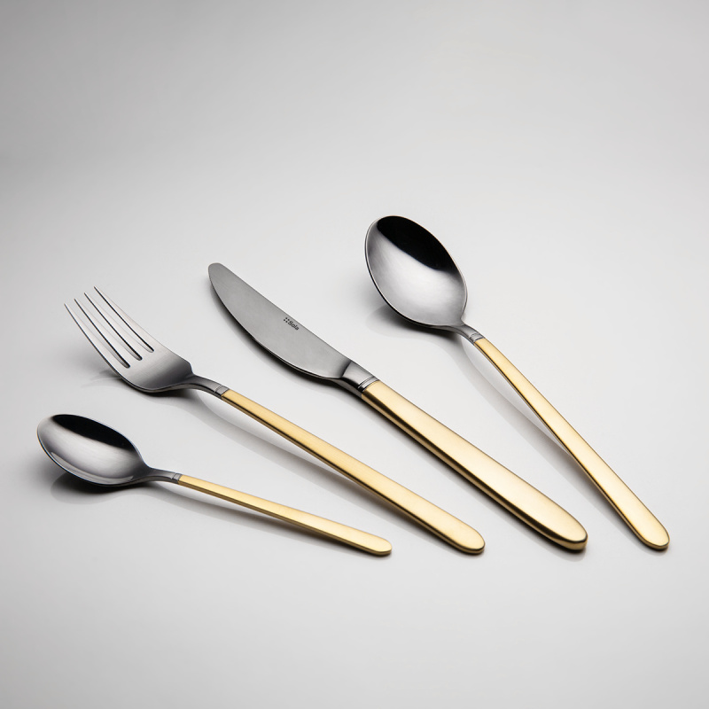 16-Piece Cutlery Set — Porto PVD dark titanium / gold sandblasted