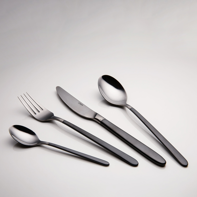 16-Piece Cutlery Set — Porto PVD dark titanium / black sandblasted