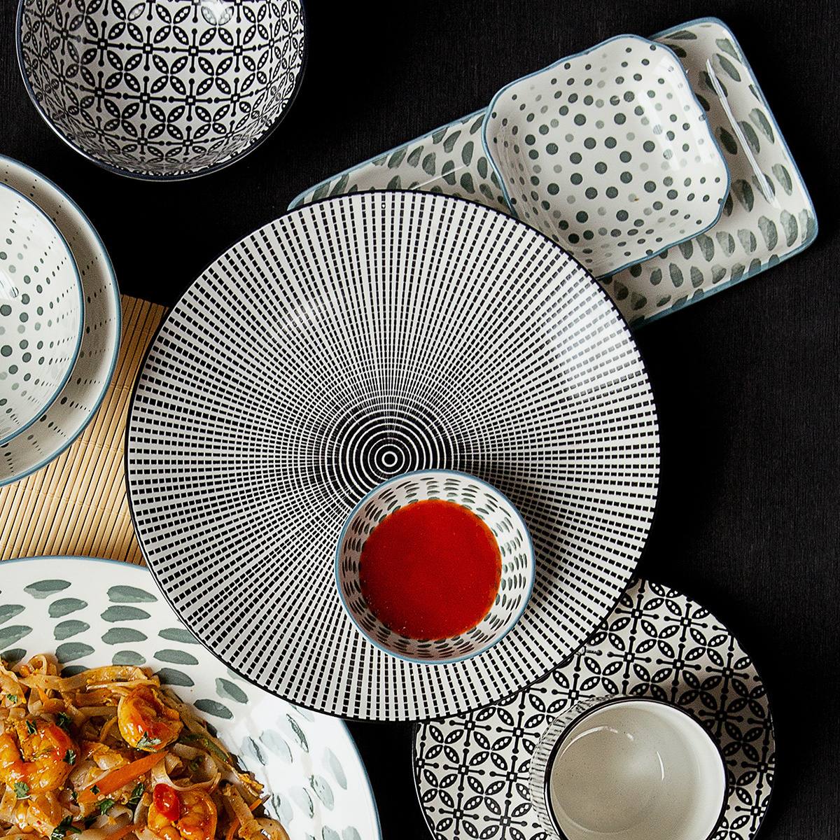 Porcelain set 24 pcs – Elements Asia Fire