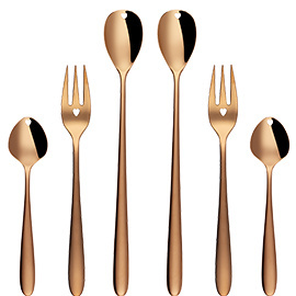 Cutlery set with heart