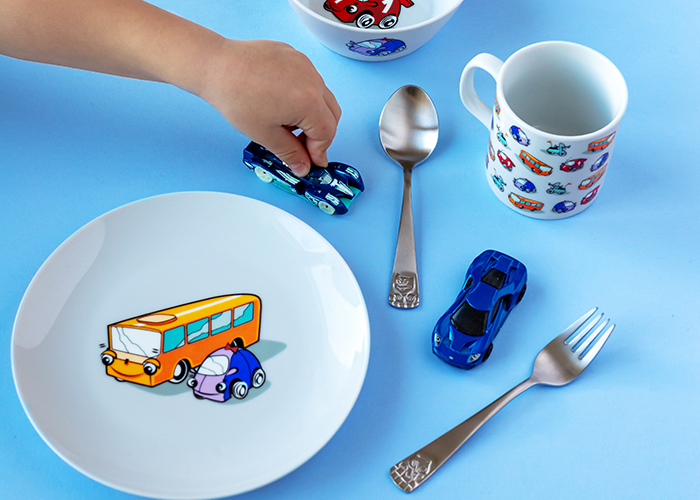 Esslernbesteck – Ab wann dürfen Kinder mit Messer und Gabel essen?