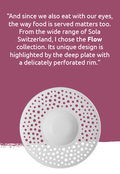 Set of ceramic plates